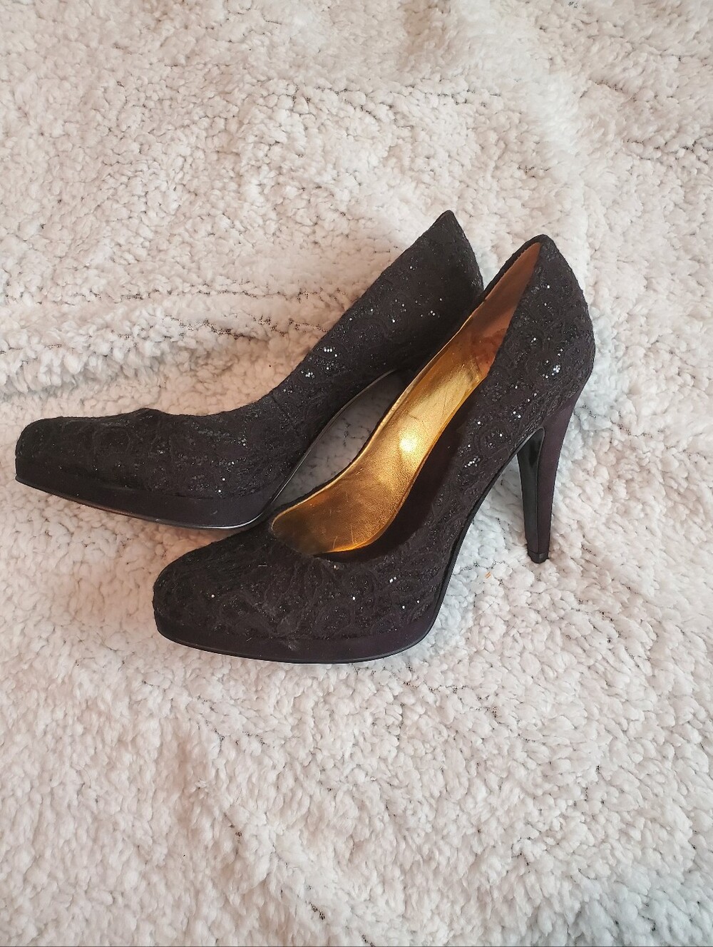 Nine West "Rocha" Black Floral Lace Sequin Pumps Size 5.5